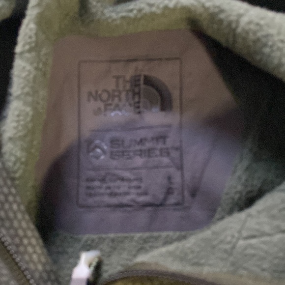 The North Face, army green zip up jacket, no tags but never used. SZ large - Picture 3 of 5